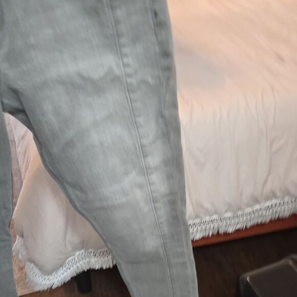 Express Charcoal Denim Pants - Picture 5 of 6